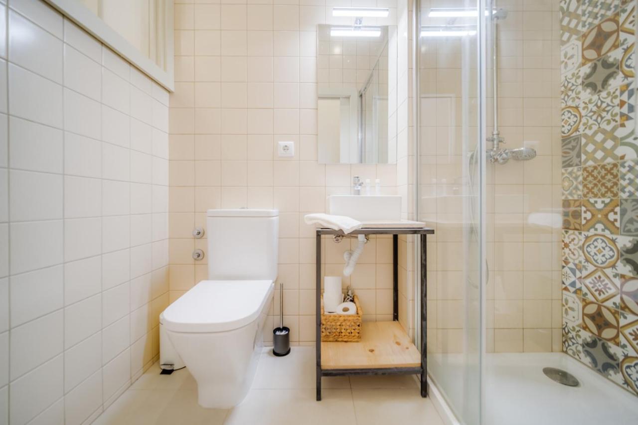 Nomad'S Bonjardim City Flats Porto Exterior photo